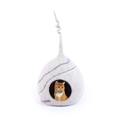 Beautiful tendril felt cat cave